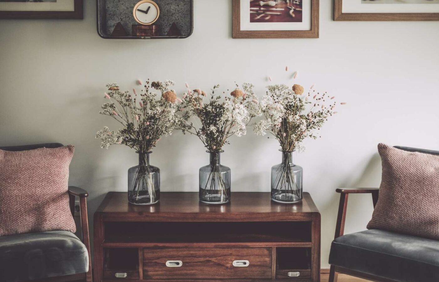 How to Decorate on a Budget: 20 Affordable Tips That Look Expensive